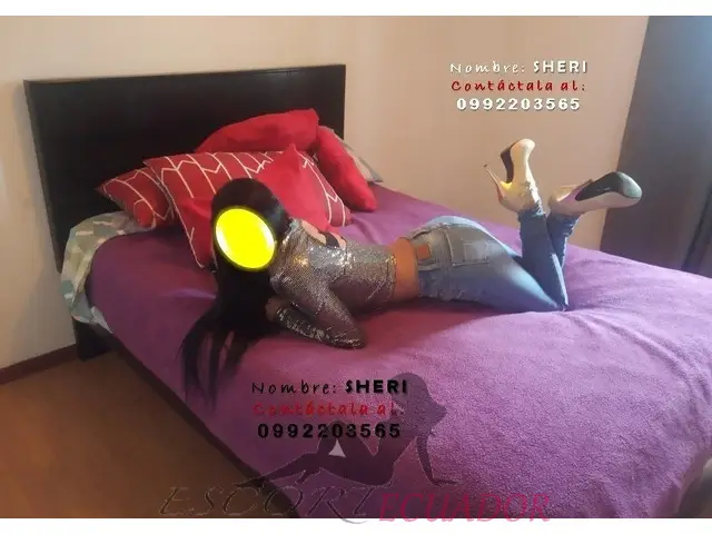 Una Dama Joven Tranquila Y Lista Para Consent