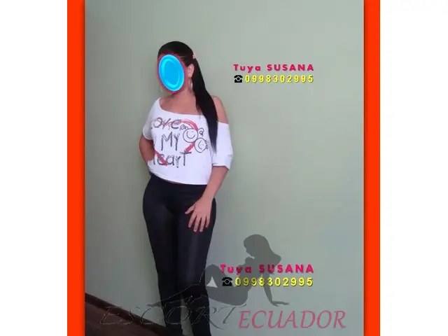 Calientita y lista para cumplir tus deseos